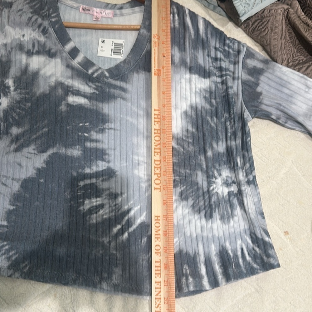 Crave fame, size large, gray, white tie-dye, long sleeve, ribbed top NWT - Picture 6 of 6